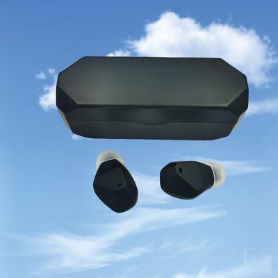 Mini ITC Auxílio auditivo para pessoas surdas 15 horas Máquina auditiva recarregável