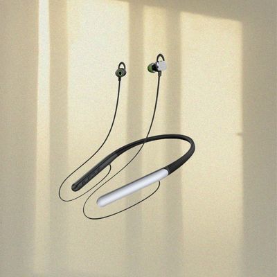 4 modos de funcionamento Auxílios auditivos OTC Aumento automático da fala para audição melhorada